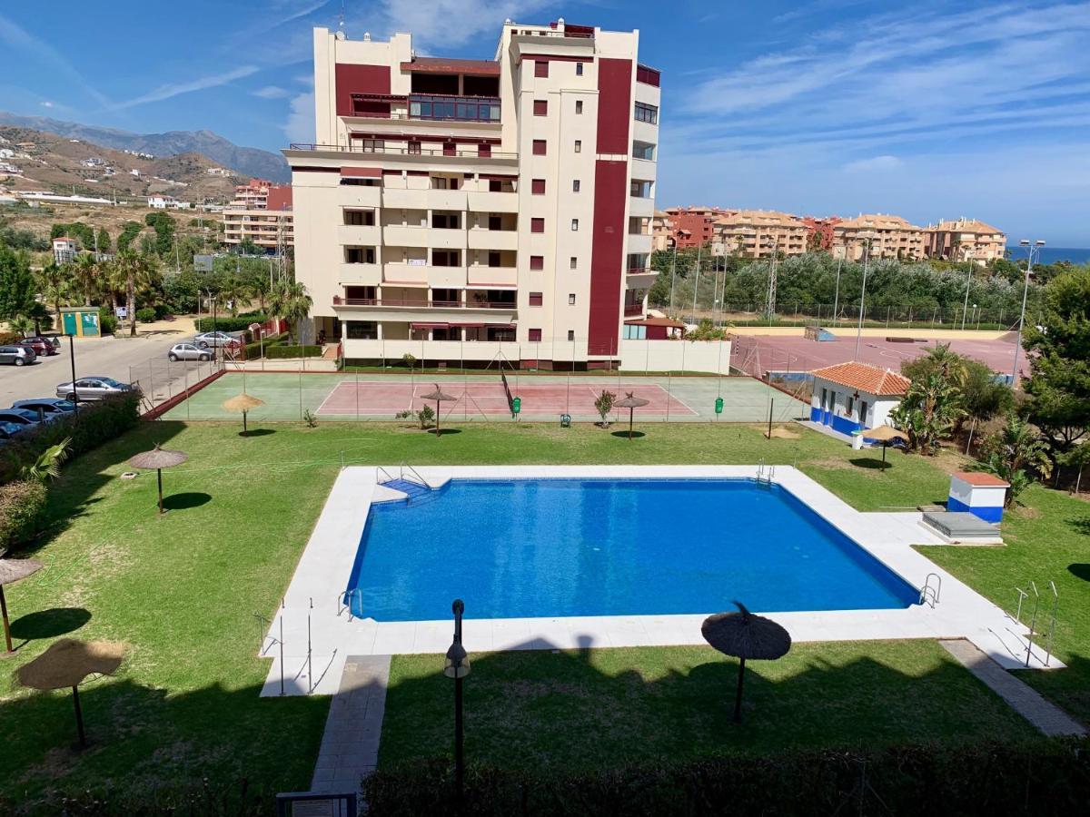 Beach Apartment El Faro Torrox Bagian luar foto