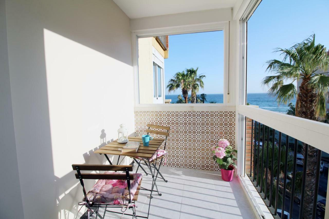 Beach Apartment El Faro Torrox Bagian luar foto