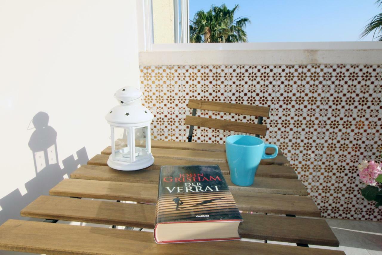 Beach Apartment El Faro Torrox Bagian luar foto