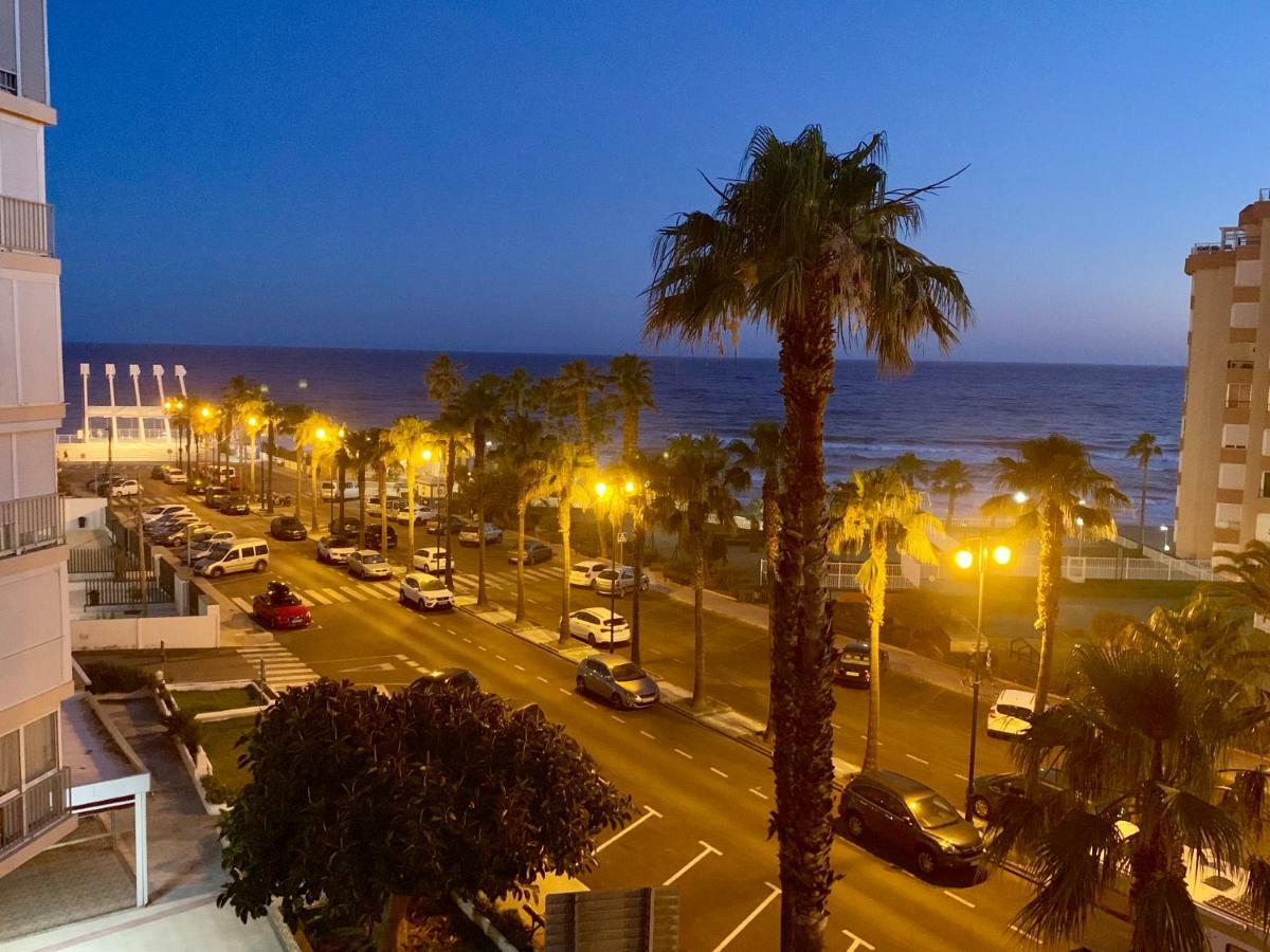 Beach Apartment El Faro Torrox Bagian luar foto