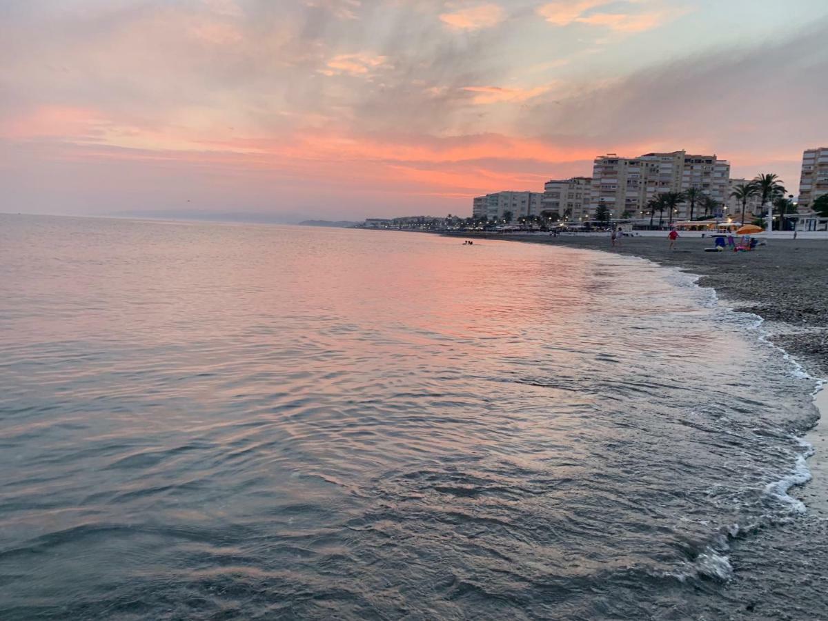 Beach Apartment El Faro Torrox Bagian luar foto