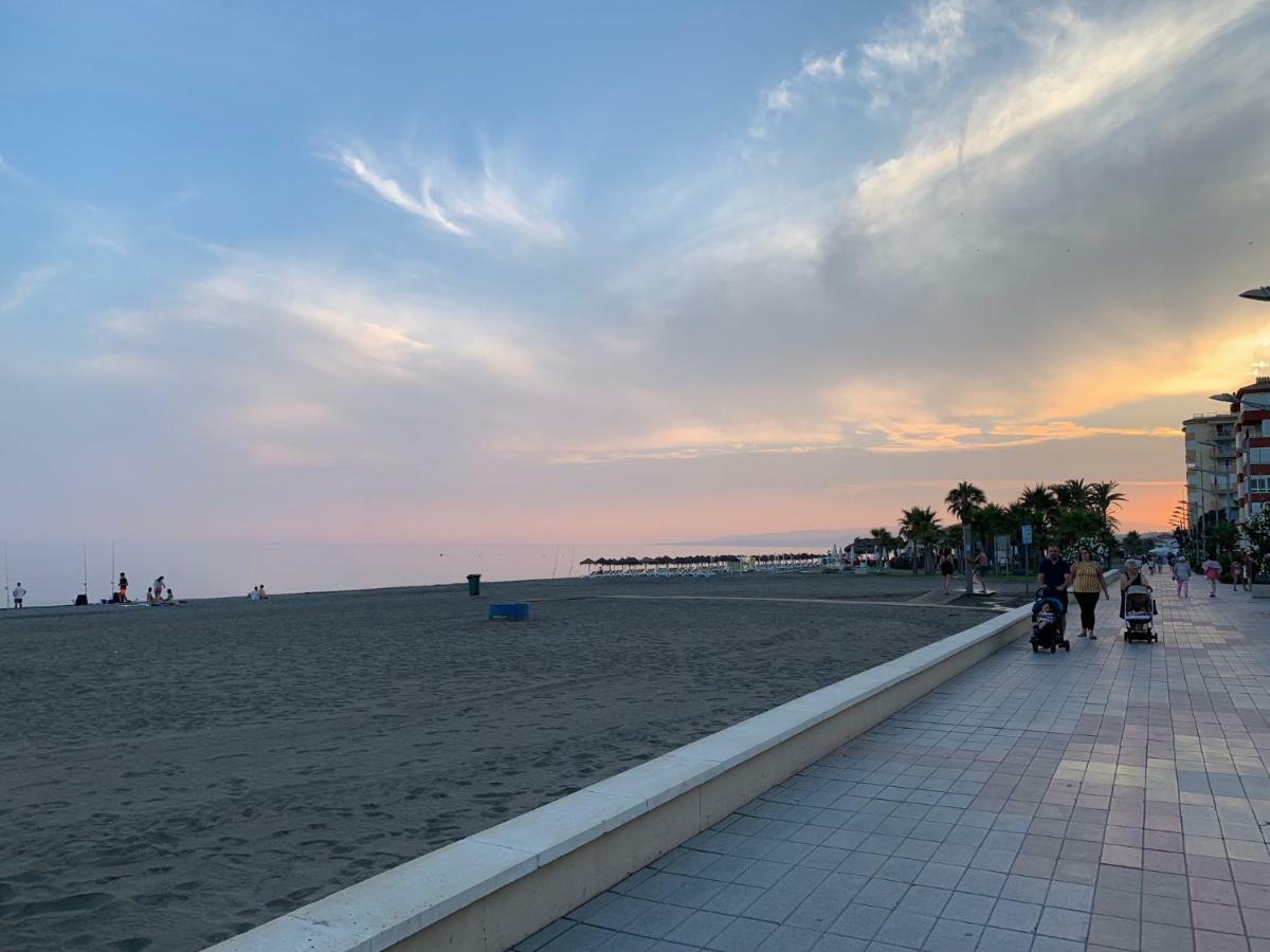 Beach Apartment El Faro Torrox Bagian luar foto